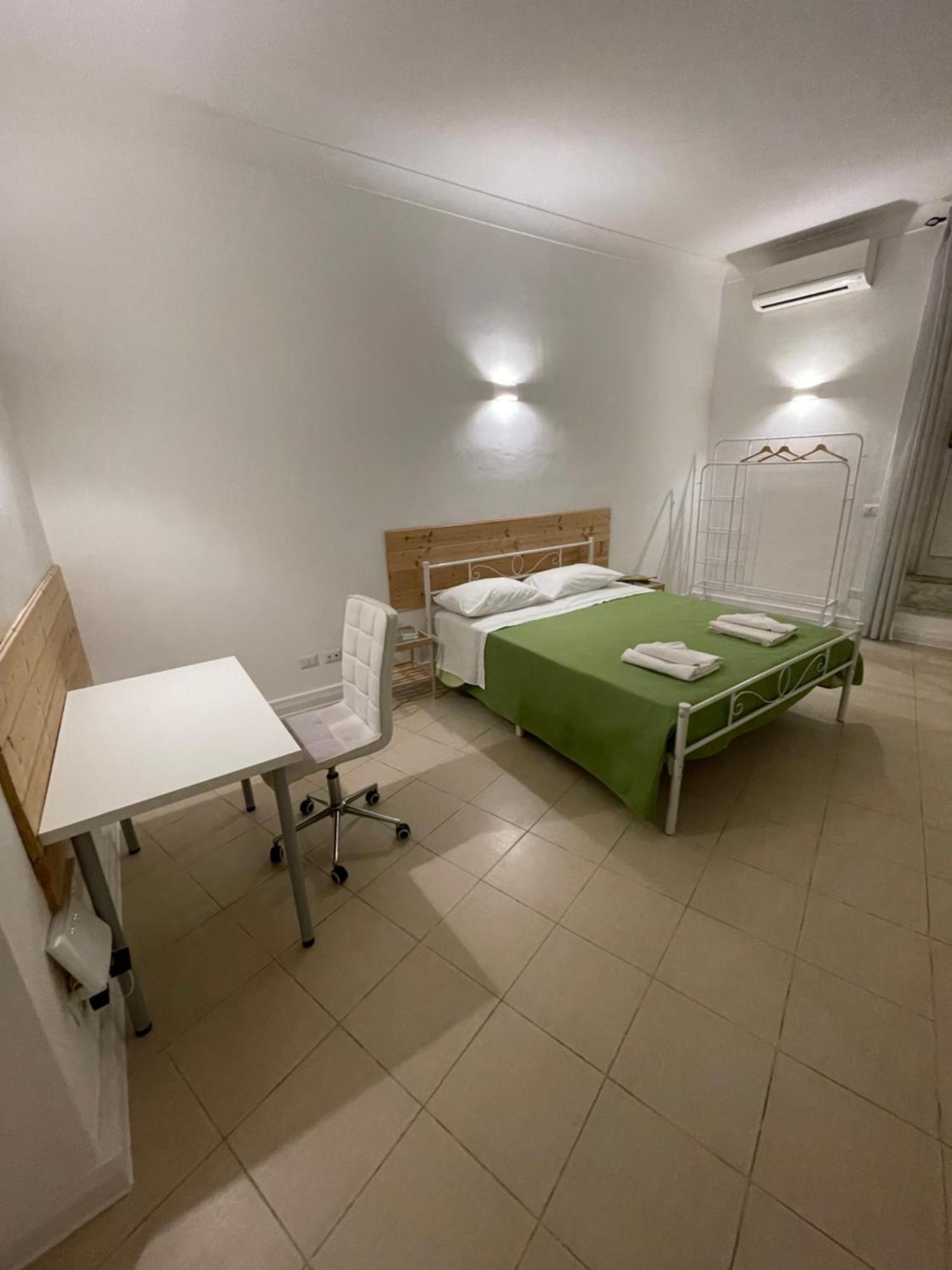 Terrazza Viviani Apartment Napoli Bagian luar foto